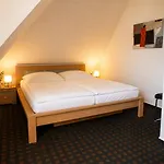 Dom wakacyjny Reetdachhaus 1, Inkl 2 Parkplaetze *