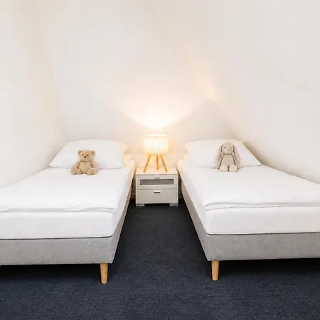 Reetdachhaus 1, Inkl 2 Parkplaetze *