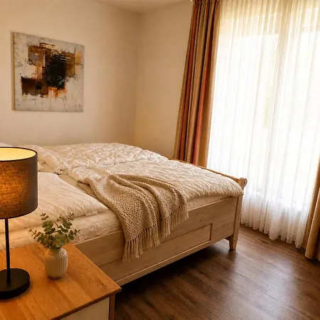 Tatil Evi Reetdachhaus 1, Inkl 2 Parkplaetze *