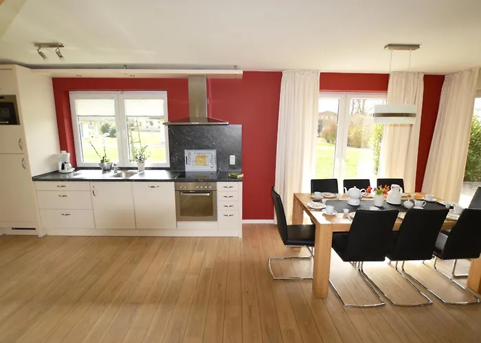 Reetdachhaus 1, Inkl 2 Parkplaetze